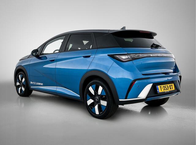 BYD Dolphin Design 60.4 kWh | Panorama Dak | 17" LMV | 360* camera | 3-Fase |