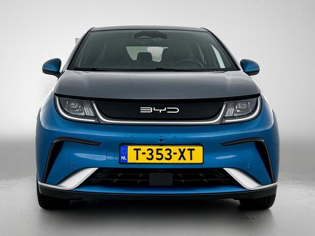 BYD Dolphin Design 60.4 kWh | Panorama Dak | 17" LMV | 360* camera | 3-Fase |
