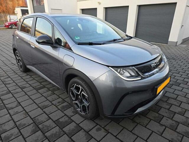 BYD Dolphin COMFORT 60.4 kWh Warmtepomp | 427 KM RANGE! | V2L | Keyless