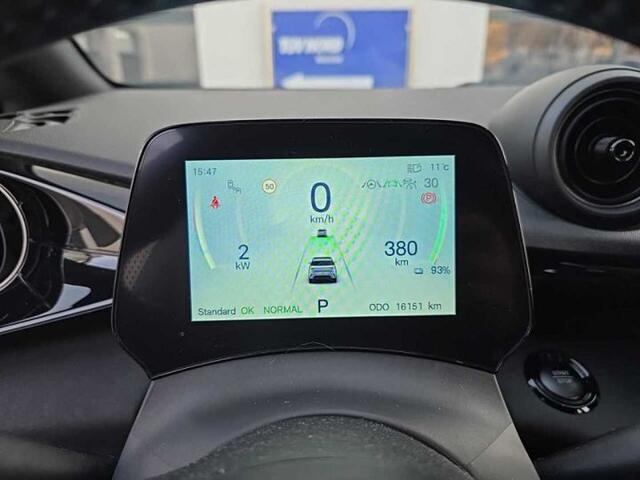 BYD Dolphin COMFORT 60.4 kWh Warmtepomp | 427 KM RANGE! | V2L | Keyless