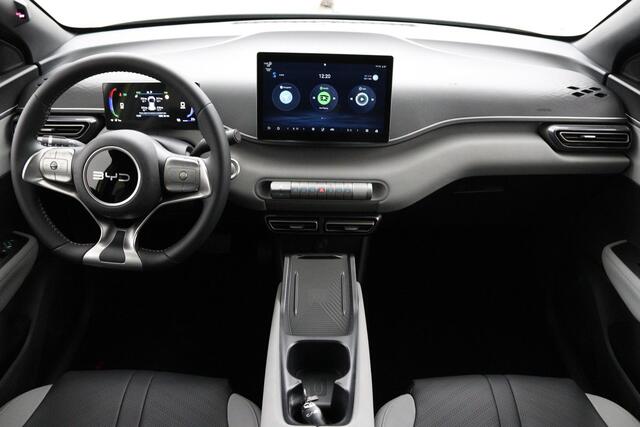 BYD Dolphin SURF Comfort 43 kWh / Tijdelijk met 2000 inruilpremie! / 360° camera / 310 KM / Apple Carplay