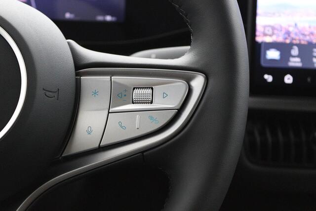 BYD Dolphin G DM-i Boost NIEUW/ 1040 KM / Skiing White / 105 EV / Android Auto en Apple Carplay