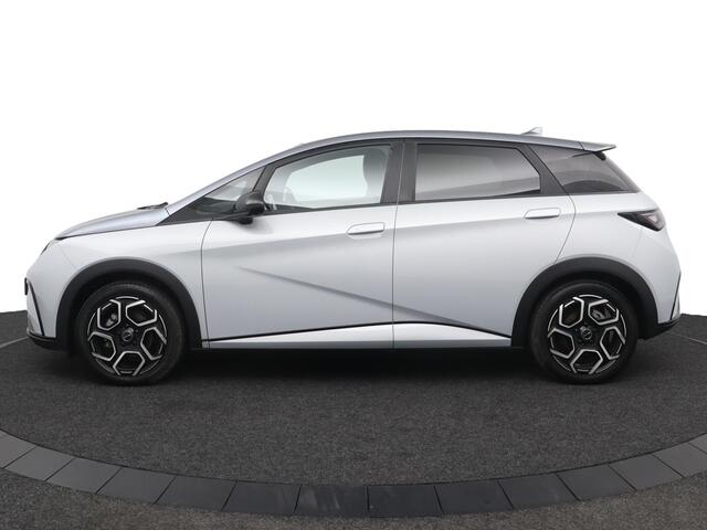 BYD Dolphin Design 60.4 kWh | Stoelverwarming | Elektr. Stoelen | 360 Camera |