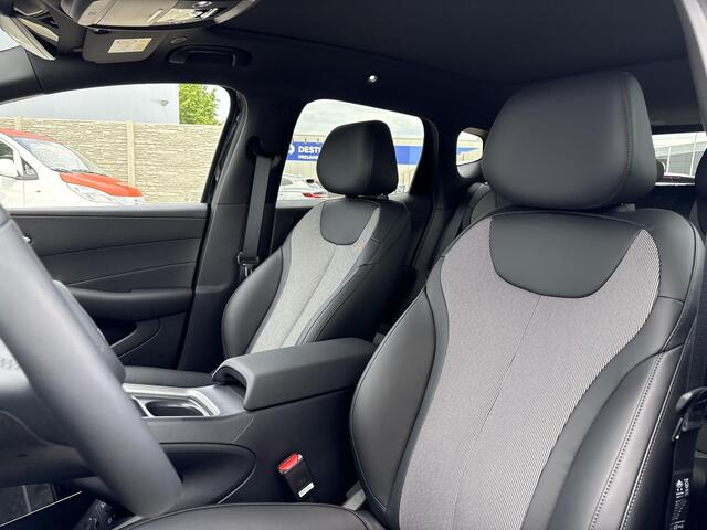 BYD Dolphin G DM-i Comfort | Plug-In Hybride | ¤ 1.000,- introductie voordeel | Panoramadak | 360 Camera |