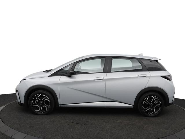 BYD Dolphin Comfort 60.4 kWh | Voorraad actie | Achteruitrij assistent | Audio installatie | DAB ontvanger | 427 WLTP |