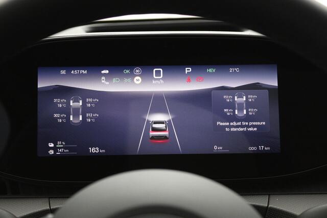 BYD Dolphin G DM-i Sport NIEUW/ 1040 KM / Obsidian Black / 105 EV / 360°-camera / HUD /