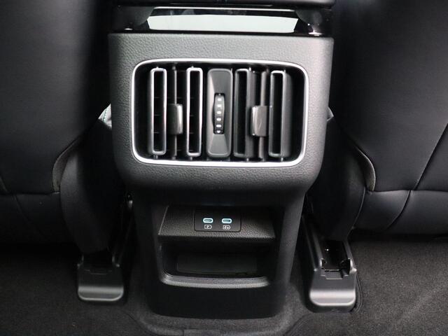 BYD Seal U 218pk 1.5 DM-i FWD Boost | Panorama Dak | Stoel & Stuurverwarming | Stoelverkoeling | Infinity Audio | 360 Graden Camera | Elektrische Achterklep |