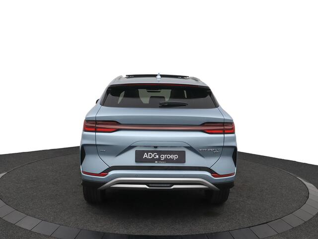BYD Seal U 1.5 T DM-i AWD Design | Panoramadak | 360 graden camera | 1300 kg trekgewicht | | Elektrische kofferklep