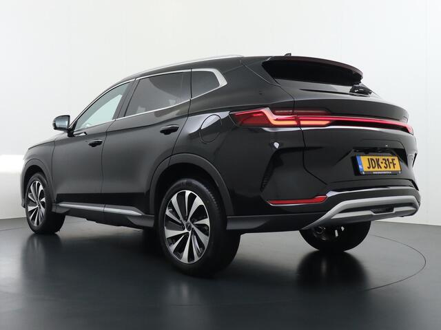 BYD Seal U 1.5 DM-i FWD Comfort 26,6 kWh PLUG-IN HYBRIDE UNIEK IN NL! GROOTSTE ACCU - TOT 125 KM ELEKTRISCH RIJBEREIK | 6 JAAR VOLLEDIGE BYD GARANTIE | NIEUWE AUTO | DIRECT LEVERBAAR |