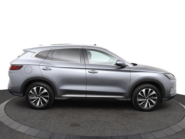 BYD Seal U Design 87 kWh Bijtellingsvriendelijk / zwart interieur / 500 km / stoelverwarming / Apple Carplay