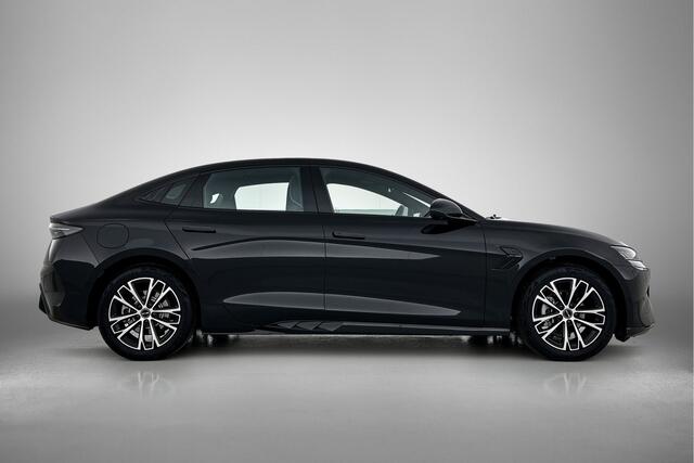 BYD Seal Comfort RWD 61.4 kWh | Full, Black | 460 KM WLTP | 18" LMV | Elektrische stoelen |