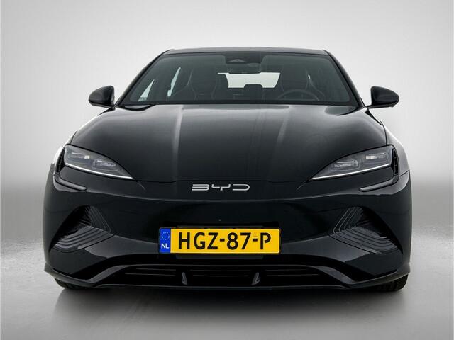 BYD Seal Comfort RWD 61.4 kWh | Full, Black | 460 KM WLTP | 18" LMV | Elektrische stoelen |