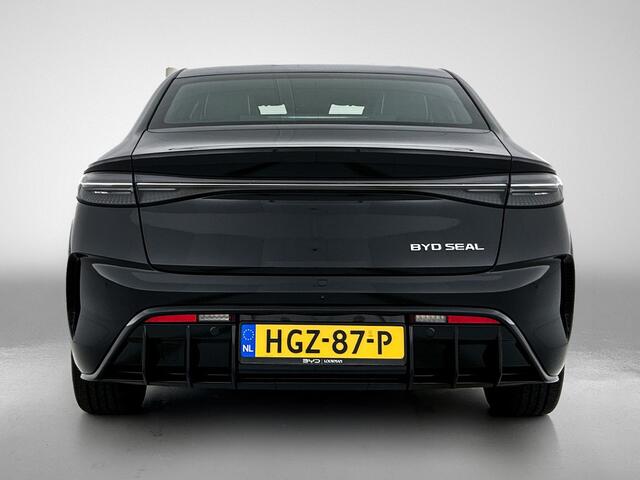BYD Seal Comfort RWD 61.4 kWh | Full, Black | 460 KM WLTP | 18" LMV | Elektrische stoelen |