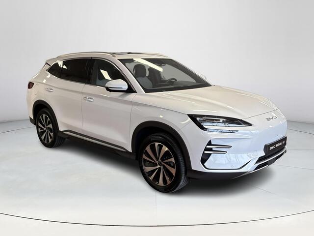 BYD Seal U Comfort 71.8 kWh | 420 KM WLTP | 1300 KG Trekgewicht | 360° Camera | Stoelverwarming | Panoramisch Schuif Dak | Elektrische Stoelen |