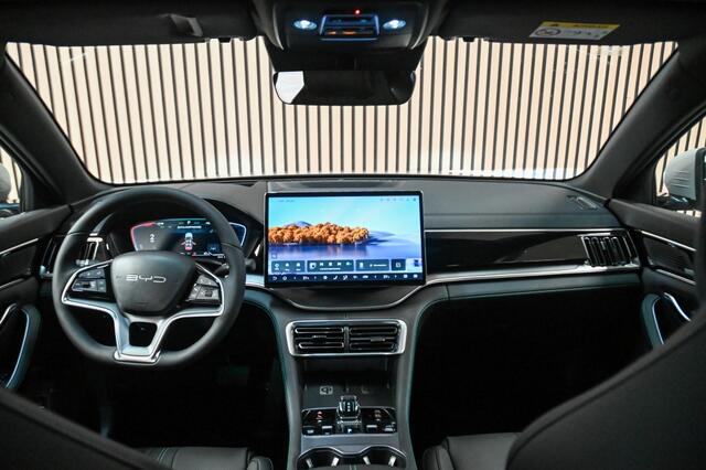 BYD Seal U - 1.5 DM-i FWD Boost PANO | HUD | 360 CAMERA | STOEL/STUURVERWARMING