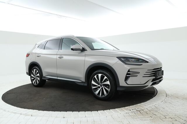 BYD Seal U 1.5 T DM-i AWD Design 4x4 plug in hybrid!