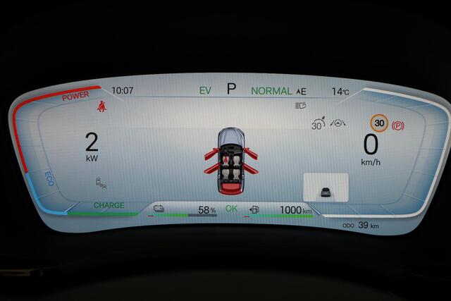 BYD Seal U 1.5 DM-i FWD Boost | ADG Black Edition | Uniek| Black-on-Black| Rode remklauwen| 20 Inch velgen | 1080 KM | Panorama dak | Apple Carplay | Navigatie | 360 graden camera