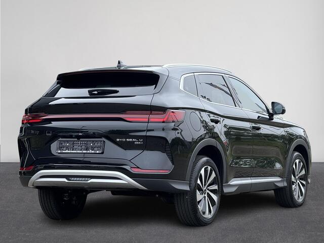 BYD Seal U 1.5 DM-i FWD Boost | Automaat | Carplay | Navi | Stoel ventilatie/verwarming | Camera | Pano | Elektrische klep | ( Vestiging - Vianen )