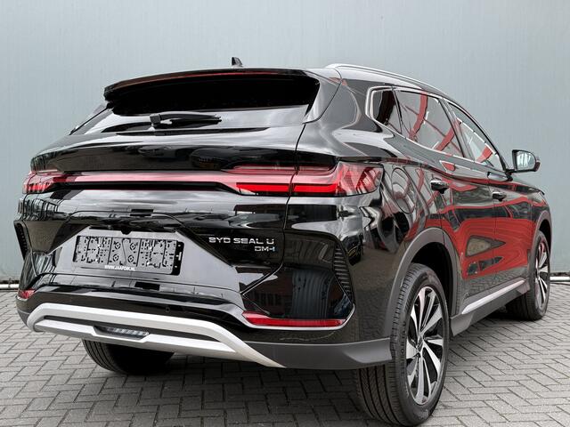 BYD Seal U BWJ 2025 Boost PHEV 18KWH 218 PK AUTOMAAT | PANO | LEDER | FULL LED | HEAD-UP DISPLAY | STOEL + STUURVERW. | STOELVERKOEL. | ADAPTIVE CRUISE | ELEKTR. STOELEN | ELEKTR. ACHTERKLEP | 360 CAMERA | CARPLAY + ANDROID | NAVI | CLIMA | LMV |