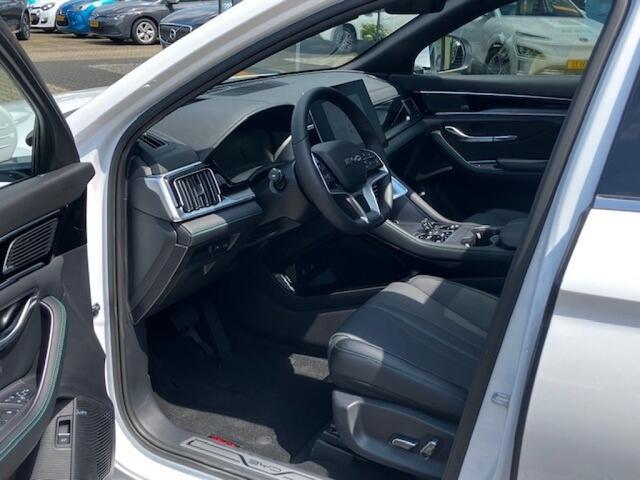 BYD Seal 1.5 DM-i FWD - 26 kWh tot 120 km! - Pan dak - Stoel verwarm/koeling - Headup
