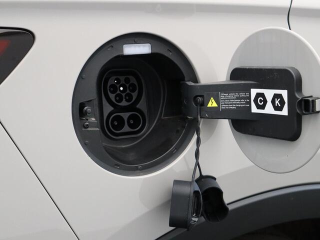 BYD Seal U SEAL U 1.5 DM-i FWD Boost | Black Line | Panoramadak | Infinity Audio | 360 Graden Camera | Elektrische Achterklep |