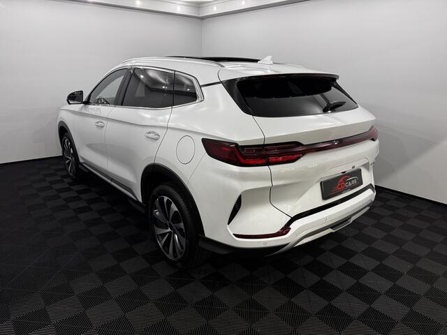 BYD Seal U 1.5 DM-i FWD Boost 360 Camera, Pano, Leder, Navi, Infinity, Elektrische achterklep, Head-up display, 6 jaar garantie .