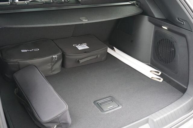 BYD Seal U 1.5 Turbo DM-i AWD Design 323 pk | 1.300 TREKGEWICHT | PANO!!
