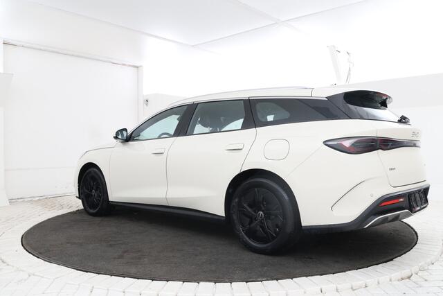 BYD Seal 6 Touring 1.5 DM-i Boost 15x uit voorraad leverbaar