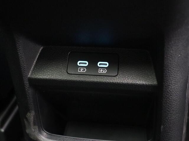 BYD Seal U Design 87 kWh | Warmtepomp | WLTP 500km | Panoramadak | Stoelverwarming en Ventilatie |