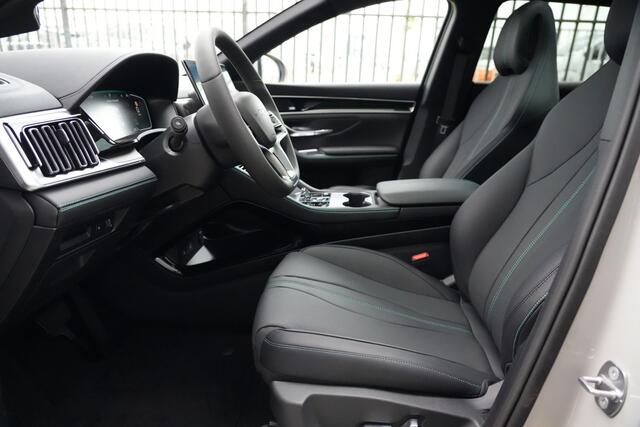 BYD Seal U 1.5 DM-i PHEV AWD Design | 324 PK | Pano | 360° Camera | HUD | BYD SEAL U 1.5 DM-i PHEV AWD Design met 324 PK, Plug-in hybride aandrijving, Panoramadak, Head-Up Display, 360° camera, adaptieve cruise control, stoelverwarming en stoelventilatie