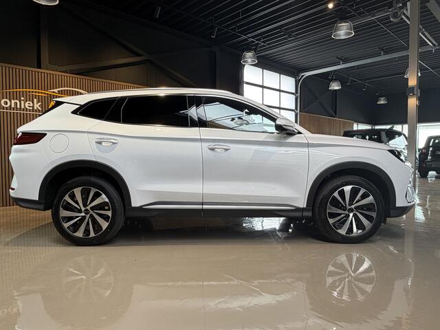 BYD Seal U 1.5 T DM-i | boost | direct leverbaar! PanoNavigatie volleder interieur climate control el achterklep