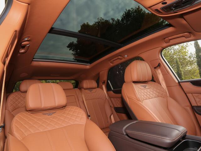 Bentley Bentayga Hybrid Mulliner Centenary Edition