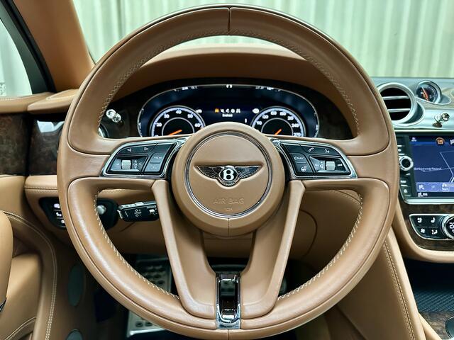 Bentley Bentayga 6.0 W12 608 PK 4-Seats / Entertainment / Massage / Nightvision / NAIM HiFi / Full Option