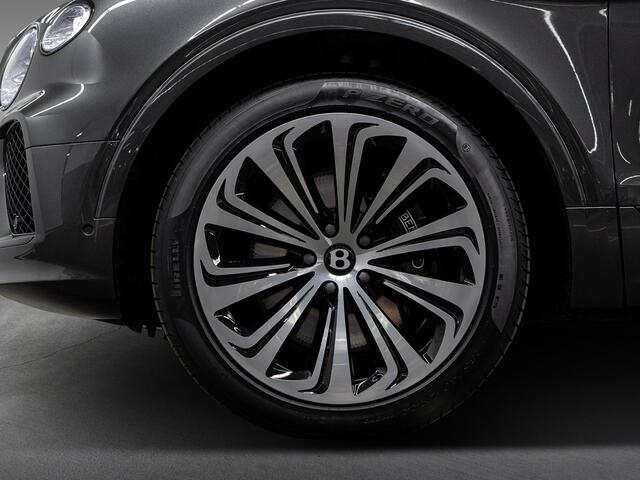 Bentley Bentayga Azure Hybrid|Blackline Specification|22 inch