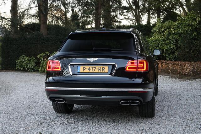 Bentley Bentayga 4.0 V8