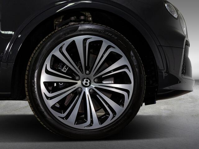 Bentley Bentayga Azure V8 |Black Line|Touring Spec|22" Ten Spoke