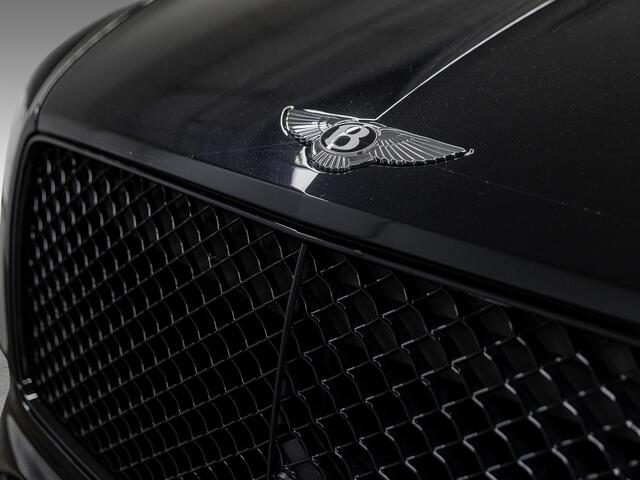 Bentley Bentayga S Hybrid |Touring Spec|Rear Seat Entertainment