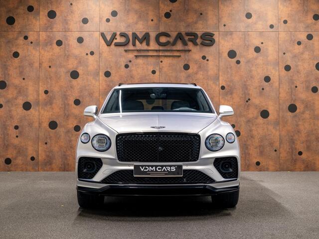 Bentley Bentayga 3.0 V6 Hybrid | First Edition | NAIM | Styling Spec | Massage |