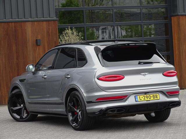 Bentley Bentayga 4.0 V8 550PK TwinTurbo / NAIM / diamanten / carbon / 22'' black