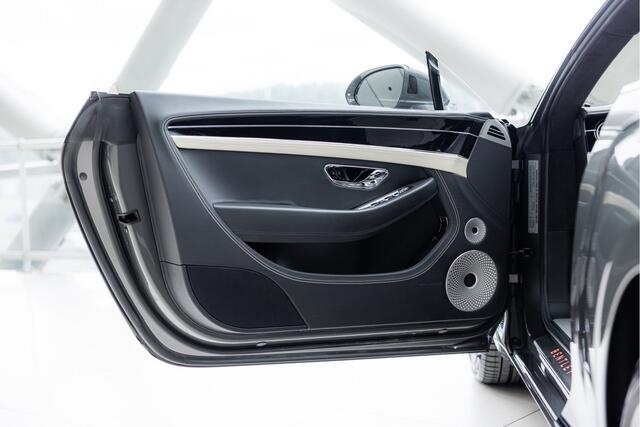 Bentley CONTINENTAL GT 6.0 W12 | New Model | Rotating Display | City | Touring |