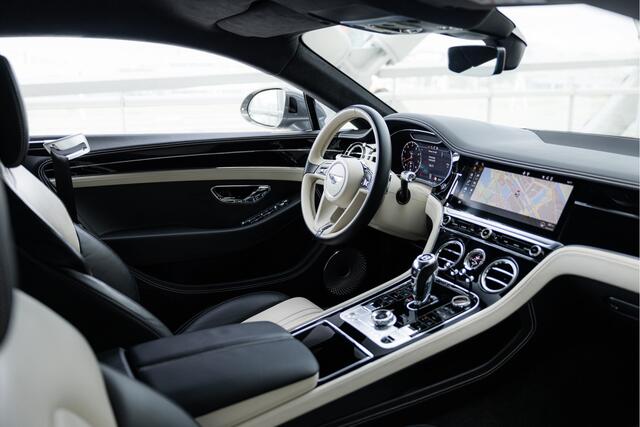 Bentley CONTINENTAL GT 6.0 W12 | New Model | Rotating Display | City | Touring |