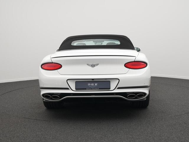 Bentley CONTINENTAL GTC W12 Speed |AKRAPOVIC|CARBON|NAIM