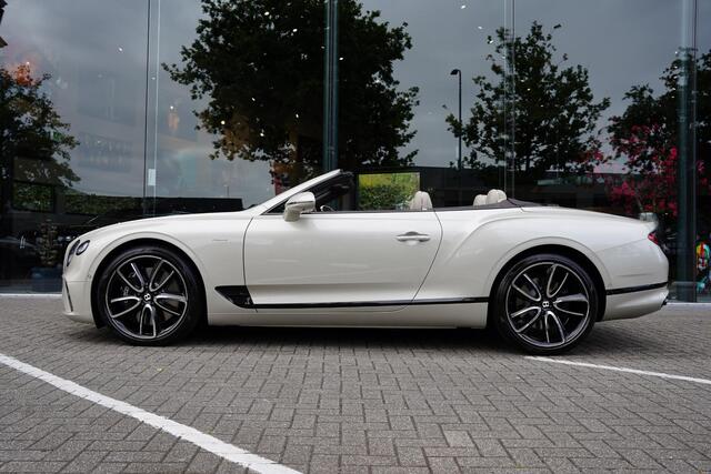 Bentley CONTINENTAL GTC 4.0 V8 Azure 1400 KM NL-Auto