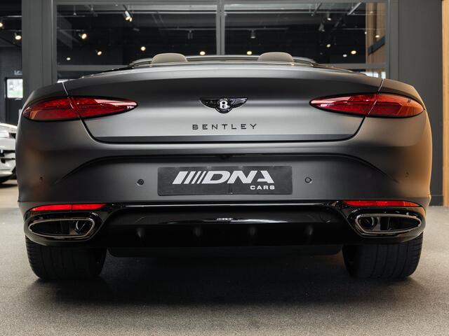 Bentley CONTINENTAL GTC V8 Hybrid Black Edition 1 of 120 4.0 V8 Hybrid Black Edition