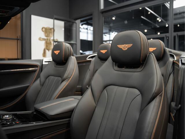 Bentley CONTINENTAL GTC V8 Hybrid Black Edition 1 of 120 4.0 V8 Hybrid Black Edition