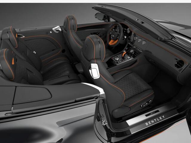 Bentley CONTINENTAL GTC 4.0 V8 Hybrid Speed OMBRE PAINT FADE