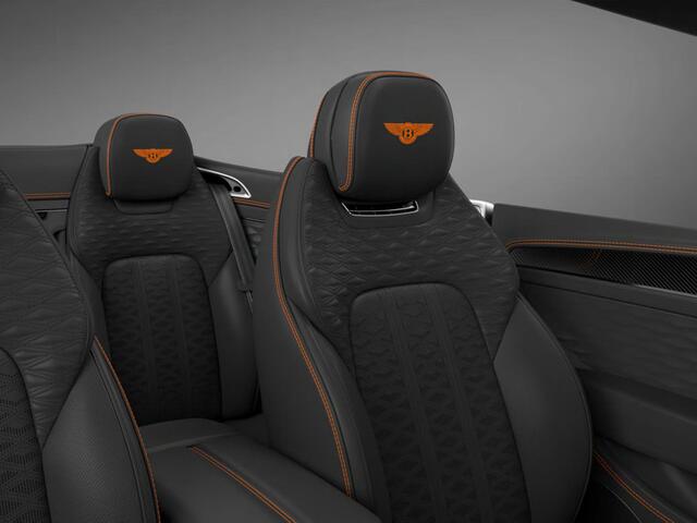 Bentley CONTINENTAL GTC 4.0 V8 Hybrid Speed OMBRE PAINT FADE