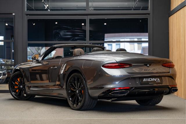 Bentley CONTINENTAL GTC V8 Hybrid Black Edition 4.0 V8 Hybrid 22 Inch