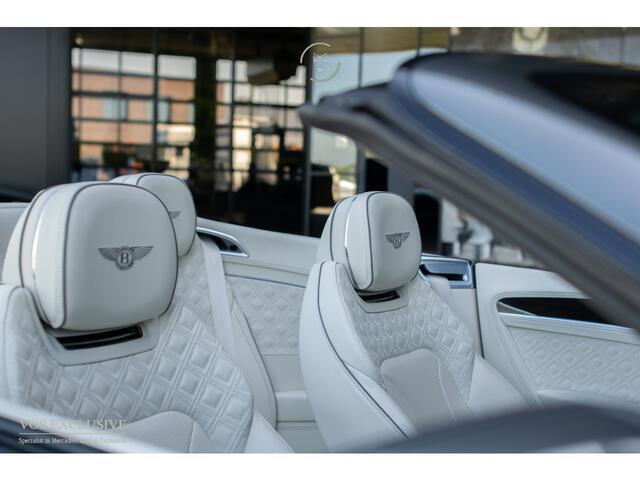 Bentley CONTINENTAL GTC 4.0 V8 Mulliner|Naim|Touring Specification|Dynamic Ride|Blackline|Softclose|Massage|Keyless|22''|ACC|360°|HUD