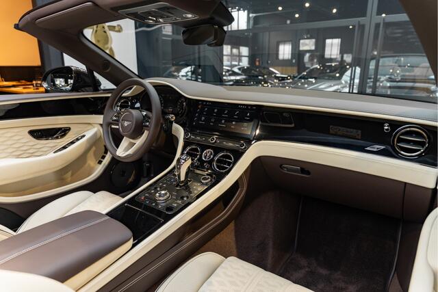 Bentley CONTINENTAL GTC S Touring Package Mandarin 4.0 V8 Hybrid Spectre Metallic Touring Package